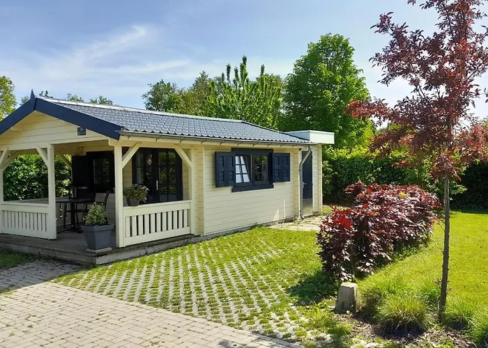 Stellechalets Op Vakantiepark Stelleplas - Heinkenszand